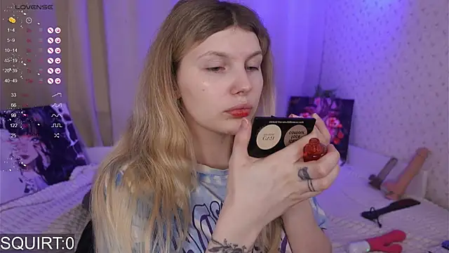 Snapshot of _aleksa_ chatting on November 16, 2025, 6:08 am aleksa online show from November 16, 2025, 6:08 am