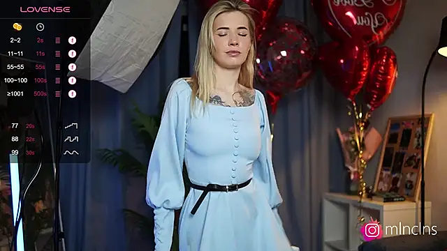 Snapshot of melanielwithu chatting on February 19, 2025, 6:10 pm melanielwithu online show from February 19, 2025, 6:10 pm