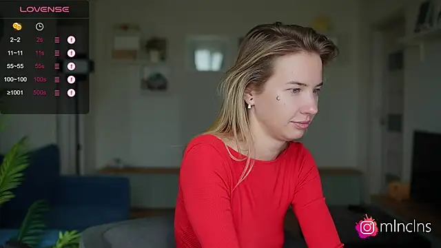 Snapshot of melanielwithu chatting on September 23, 2025, 12:30 pm melanielwithu online show from September 23, 2025, 12:30 pm