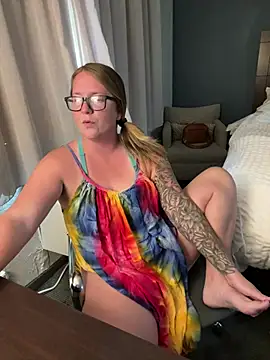 Lizzyloo online show from March 21, 2026, 2:20 pm