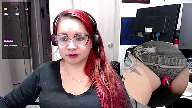 Snapshot of kyobiker chatting on November 30, 2025, 12:03 am kyobiker online show from November 30, 2025, 12:03 am