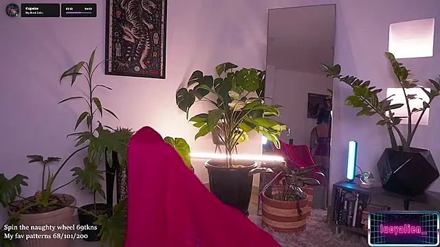 LucyAllenX online show from September 30, 2025, 10:04 pm