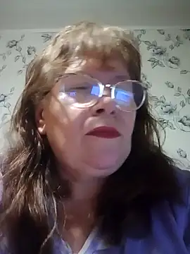 Snapshot of Mirra_Key chatting on December 8, 2024, 8:36 pm Mirra Key online show from December 8, 2024, 8:36 pm