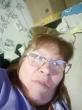 Snapshot of Mirra_Key chatting on December 31, 2024, 6:57 pm Mirra Key online show from December 31, 2024, 6:57 pm