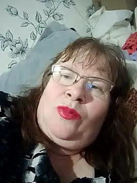Snapshot of Mirra_Key chatting on February 12, 2025, 10:56 am Mirra Key online show from February 12, 2025, 10:56 am