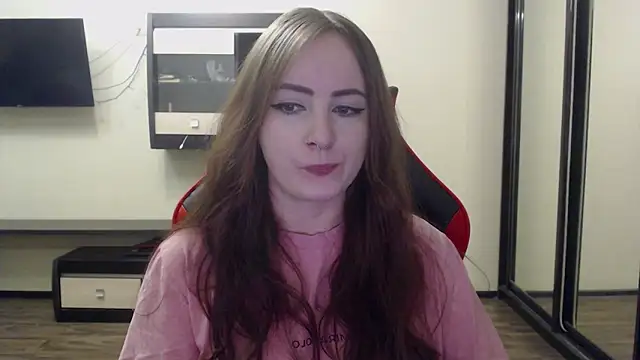 Laralianna online show from December 24, 2024, 5:44 pm