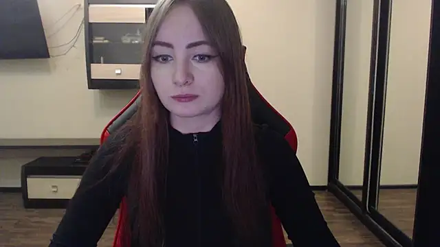 Laralianna online show from January 6, 2025, 10:37 pm