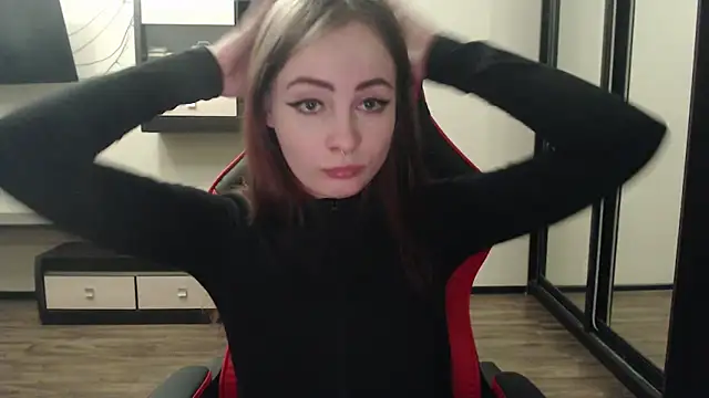 Laralianna online show from January 11, 2025, 5:20 am