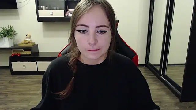 Laralianna online show from September 11, 2025, 3:50 am