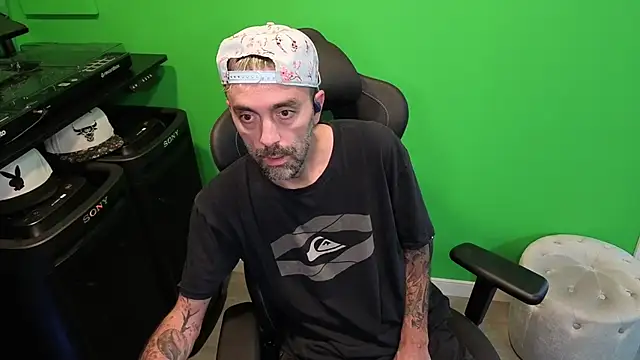 kuruptxxx live online show from November 14, 2025, 7:45 pm