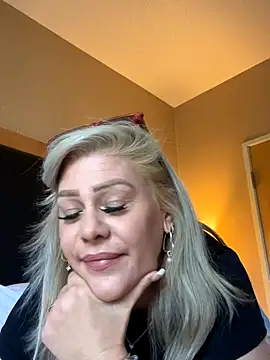 Lexi Shocker online show from October 16, 2025, 4:30 pm