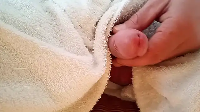 Snapshot of Remstr chatting on February 17, 2026, 11:40 am Remstr online show from February 17, 2026, 11:40 am