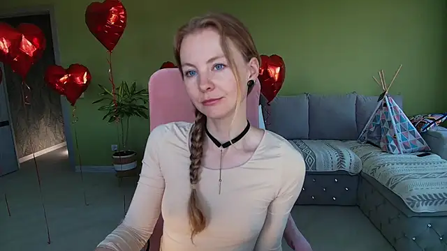 Snapshot of Cuddle_Cat chatting on May 31, 2026, 5:26 am Cuddle Cat online show from May 31, 2026, 5:26 am