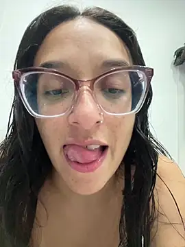 Snapshot of Ninnfa chatting on March 14, 2025, 3:59 am Ninnfa online show from March 14, 2025, 3:59 am