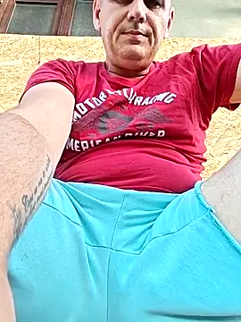 Snapshot of sile2000nou chatting on June 15, 2026, 4:09 pm sile2000nou online show from June 15, 2026, 4:09 pm