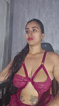 Valentinne z online show from November 7, 2025, 10:32 pm