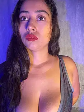 Valentinne z online show from March 1, 2026, 10:50 am