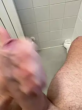 MagicKenzo99 online show from March 13, 2026, 4:13 pm