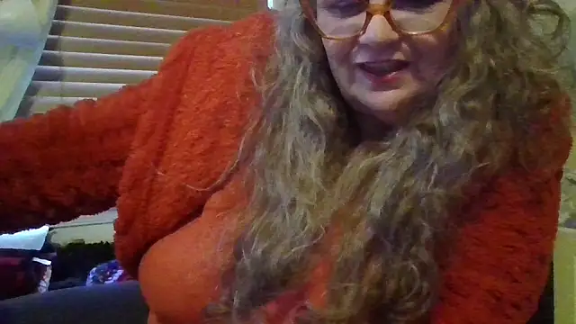 Snapshot of DestineeLoverGirl chatting on July 14, 2026, 11:49 am DestineeLoverGirl online show from July 14, 2026, 11:49 am