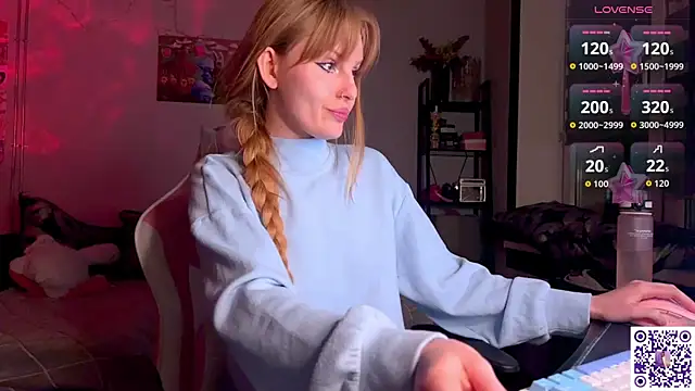 Chanel Gill online show from April 10, 2026, 9:08 pm