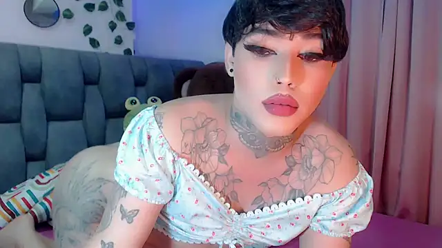 Snapshot of little_star_porn chatting on December 17, 2024, 12:33 pm little star porn online show from December 17, 2024, 12:33 pm