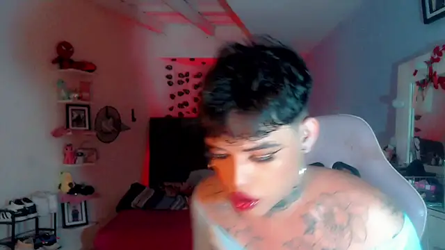 Snapshot of little_star_porn chatting on March 15, 2025, 2:34 pm little star porn online show from March 15, 2025, 2:34 pm