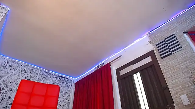 Snapshot of hornytsblonde chatting on October 19, 2025, 4:29 pm hornytsblonde online show from October 19, 2025, 4:29 pm