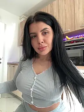 Snapshot of Scarlett-Dream chatting on April 24, 2026, 7:22 am Scarlett-Dream online show from April 24, 2026, 7:22 am