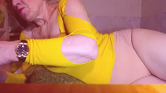 MadamBombShell online show from December 2, 2024, 6:54 pm