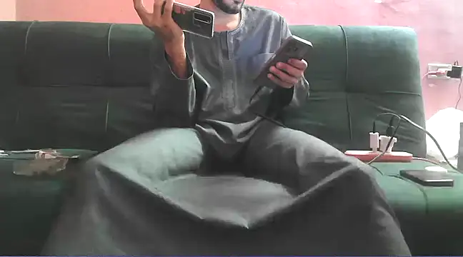 Snapshot of foxsanSs chatting on March 16, 2025, 4:20 am foxsanSs online show from March 16, 2025, 4:20 am