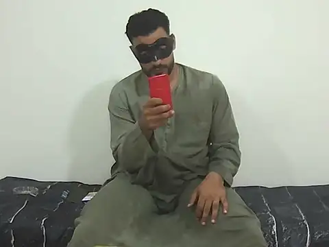 foxsanSs online show from June 28, 2026, 6:14 pm