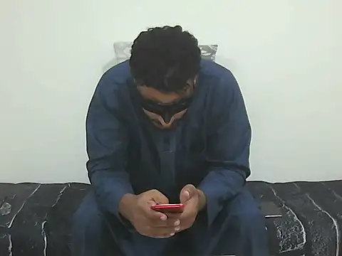 foxsanSs online show from July 18, 2026, 4:44 pm
