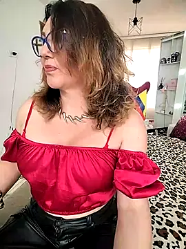 Myrnasexxx online show from November 17, 2025, 6:57 pm