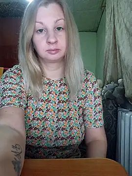 Snapshot of BustyBlond chatting on January 7, 2026, 4:26 am BustyBlond online show from January 7, 2026, 4:26 am