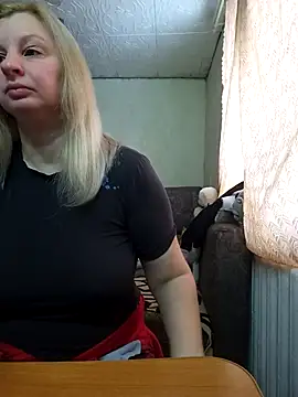 Snapshot of BustyBlond chatting on February 21, 2026, 5:19 am BustyBlond online show from February 21, 2026, 5:19 am