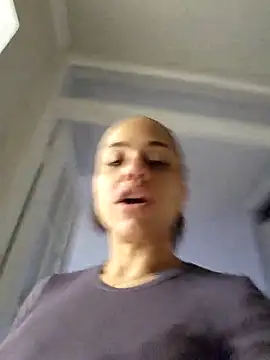 Snapshot of RuggyRackz chatting on November 8, 2025, 9:13 pm RuggyRackz online show from November 8, 2025, 9:13 pm