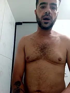 SMOKERBEASTBR online show from January 7, 2026, 8:11 pm