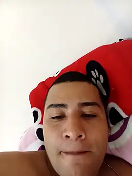 EISONREINA11 online show from October 14, 2025, 1:17 am