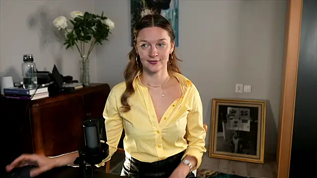 Snapshot of Special___ chatting on December 22, 2024, 8:58 pm Special online show from December 22, 2024, 8:58 pm