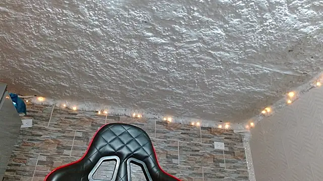 omar alurba online show from November 18, 2025, 10:36 pm