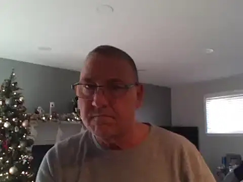 Snapshot of takeitall101 chatting on January 4, 2025, 8:16 pm takeitall101 online show from January 4, 2025, 8:16 pm