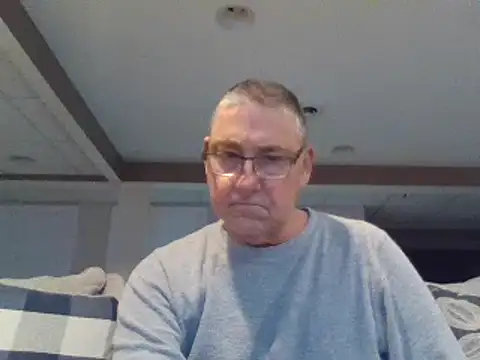 Snapshot of takeitall101 chatting on January 12, 2025, 9:51 pm takeitall101 online show from January 12, 2025, 9:51 pm