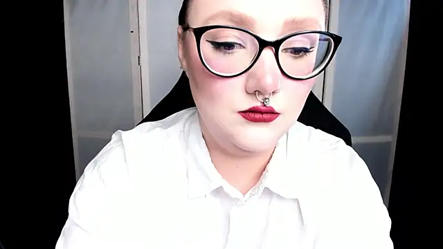 YourDyingBride online show from November 19, 2025, 3:50 am