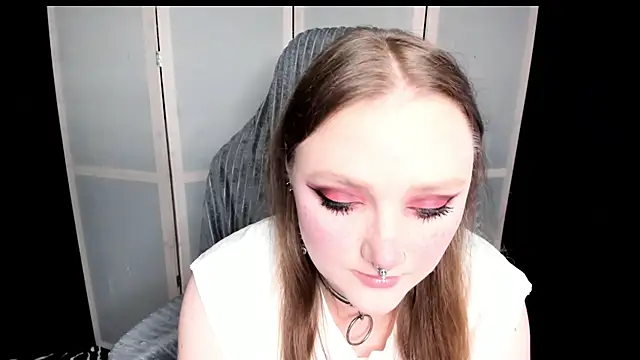 Snapshot of YourDyingBride chatting on June 25, 2026, 11:31 pm YourDyingBride online show from June 25, 2026, 11:31 pm