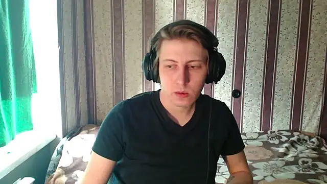 darienlarge online show from October 23, 2025, 7:29 am