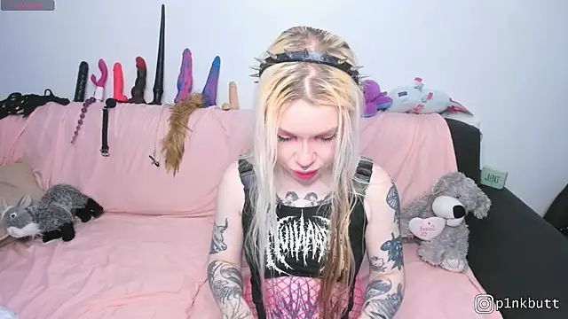 HelenGoat online show from June 25, 2026, 3:50 am