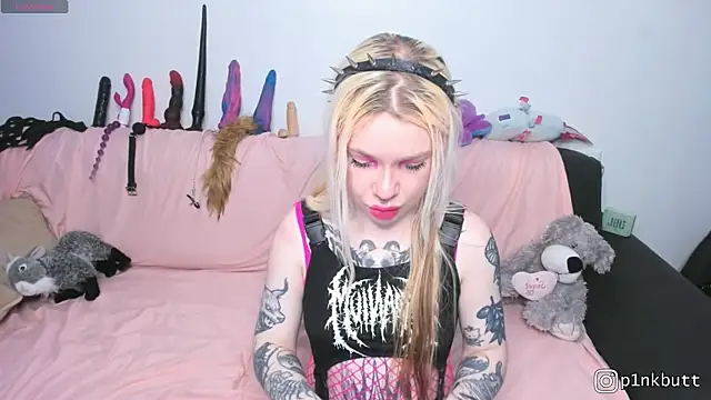 HelenGoat online show from June 25, 2026, 5:12 am
