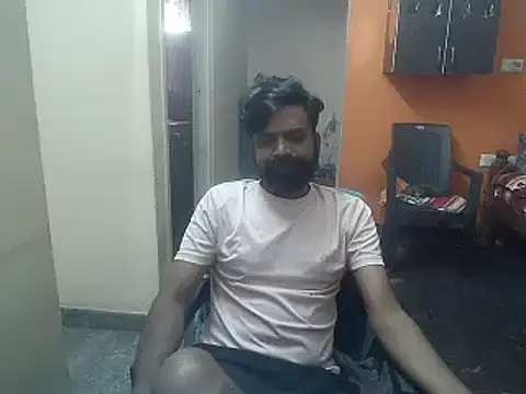 Snapshot of Indiaguy4u chatting on December 9, 2024, 6:55 am Indiaguy4u online show from December 9, 2024, 6:55 am