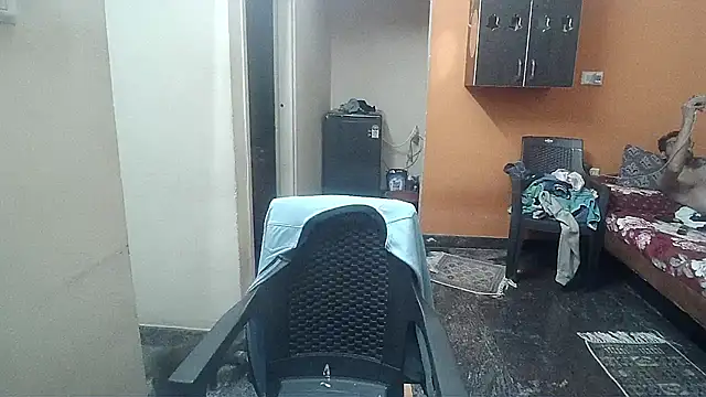 Snapshot of Indiaguy4u chatting on December 14, 2024, 6:09 pm Indiaguy4u online show from December 14, 2024, 6:09 pm