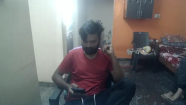 Snapshot of Indiaguy4u chatting on December 15, 2024, 7:02 am Indiaguy4u online show from December 15, 2024, 7:02 am